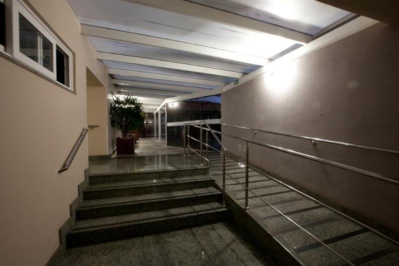 Oitis Hotel Гояния Екстериор снимка