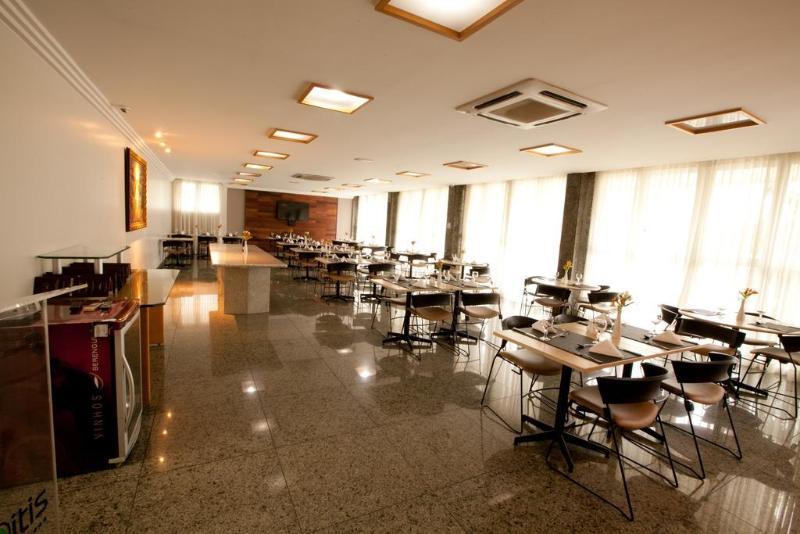 Oitis Hotel Гояния Екстериор снимка